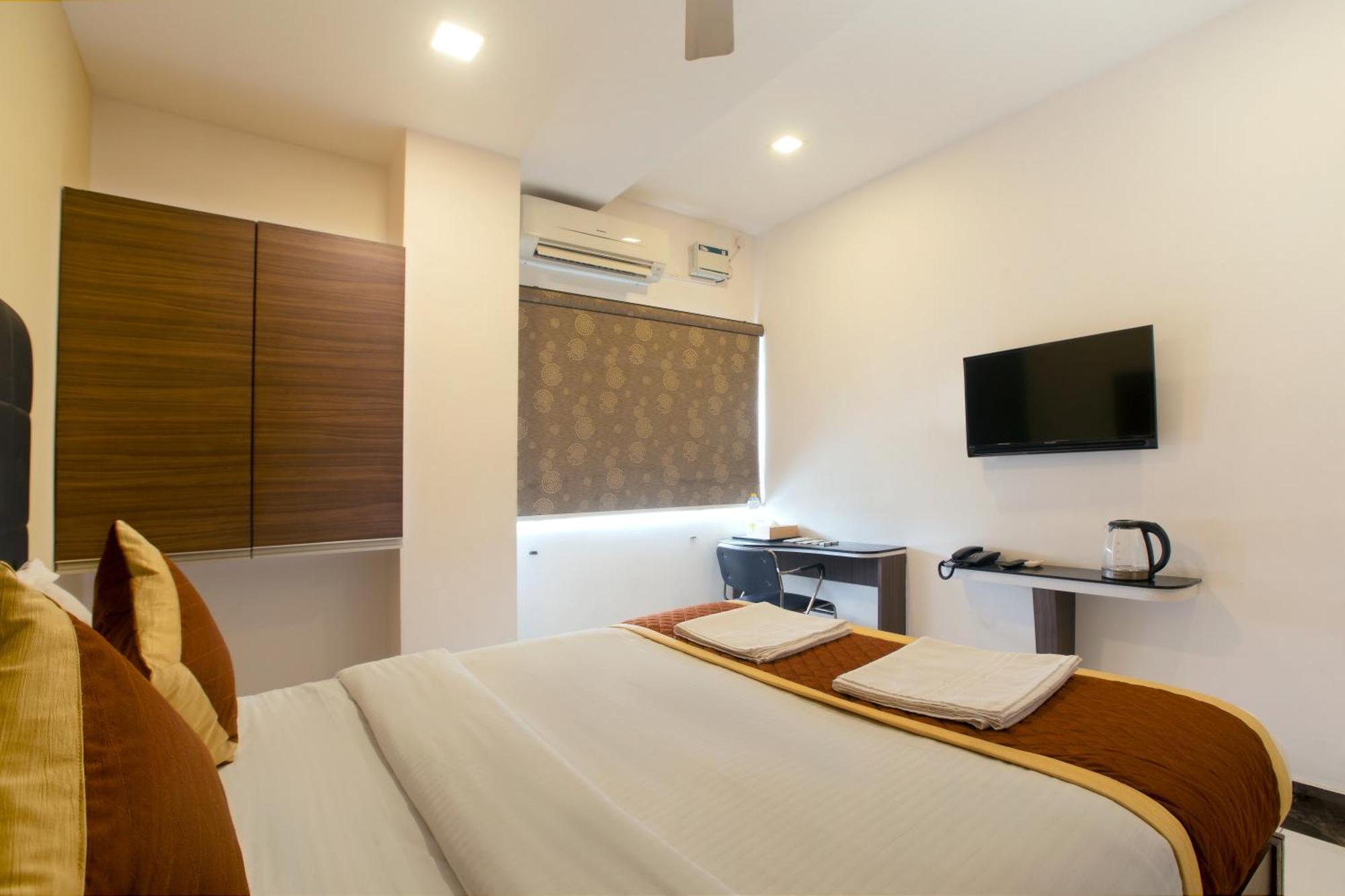 Hotel Manjhi Residency à Tiruchirappalli Extérieur photo